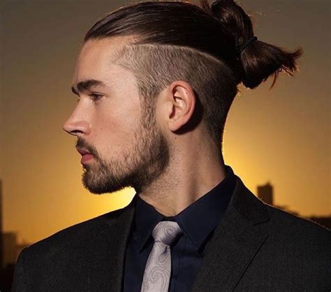 dégradé queue de cheval homme|Man Bun : ce que vous devez savoir sur ce chignon masculin